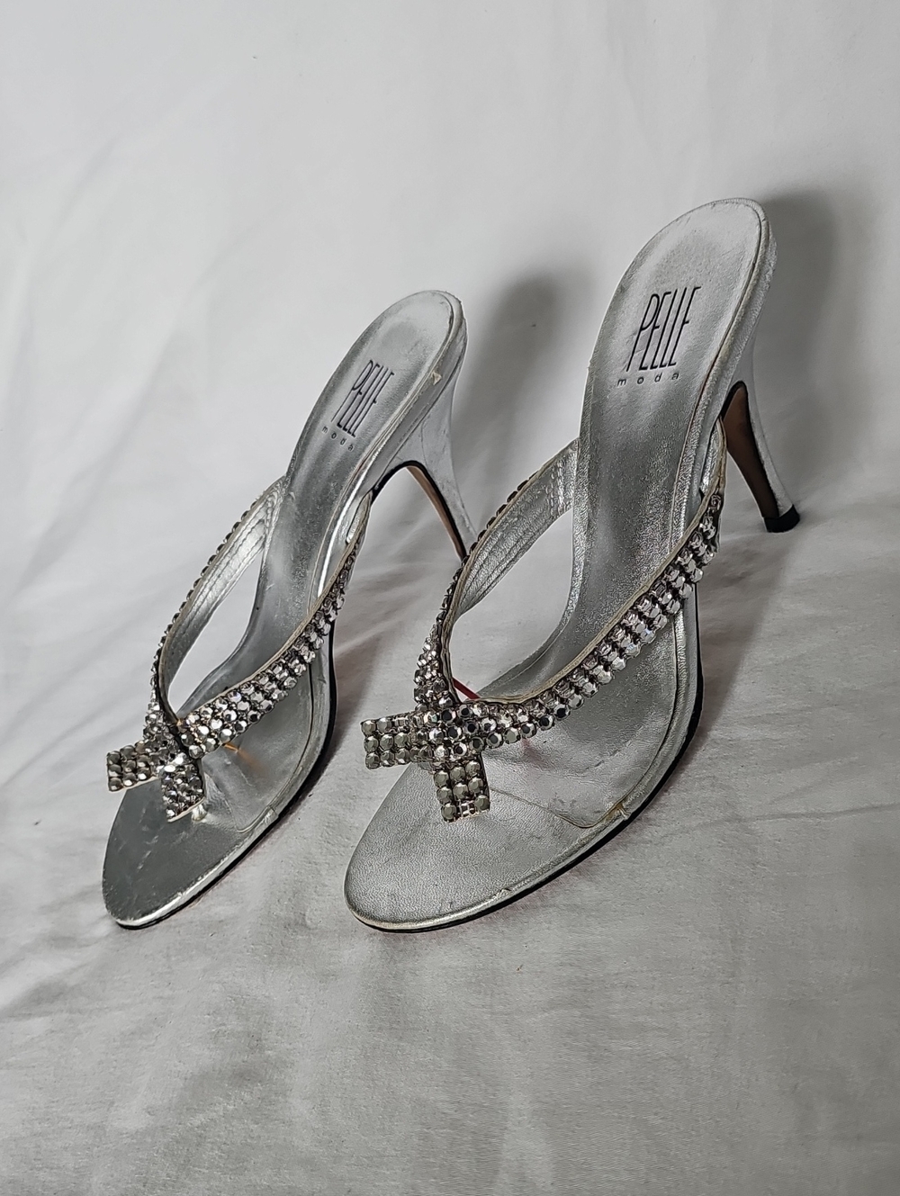 Pelle Moda Kitten Heeled Sandal